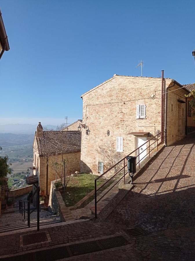 Porta Vecchia Apartment Monterubbiano Exterior photo