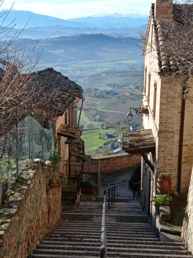 Porta Vecchia Apartment Monterubbiano Exterior photo